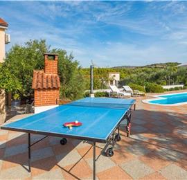 6 bedroom villa with pool in Milna, Brac Island sleeps 11